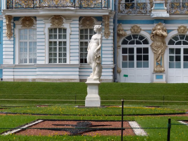 cathpalstatue
